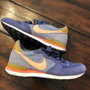 Nike Internationalist Women’s shoe, 6.5